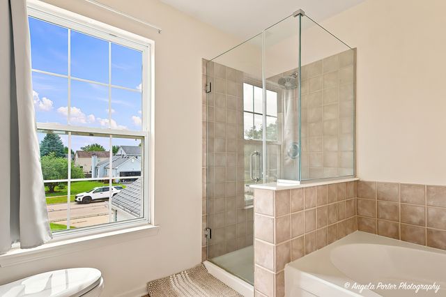 10570 Wing Pointe Drive, Huntley, IL 60142