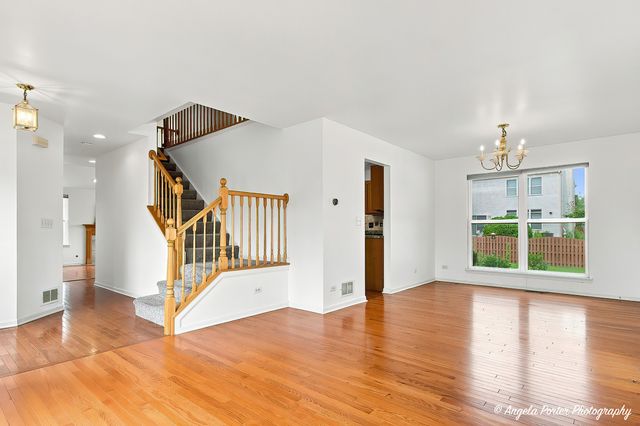 10570 Wing Pointe Drive, Huntley, IL 60142
