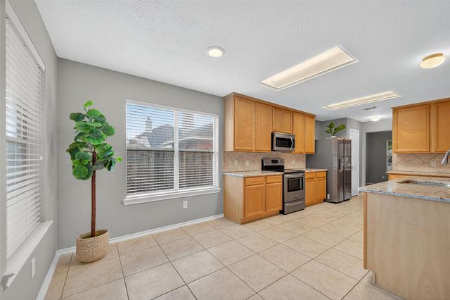 12842 Cooper Breaks Drive, Humble, TX 77346