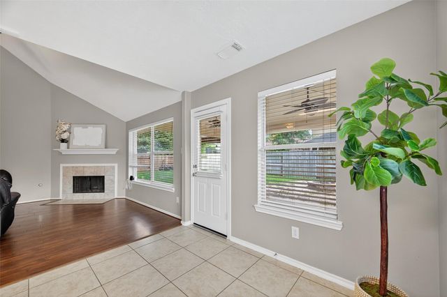 12842 Cooper Breaks Drive, Humble, TX 77346