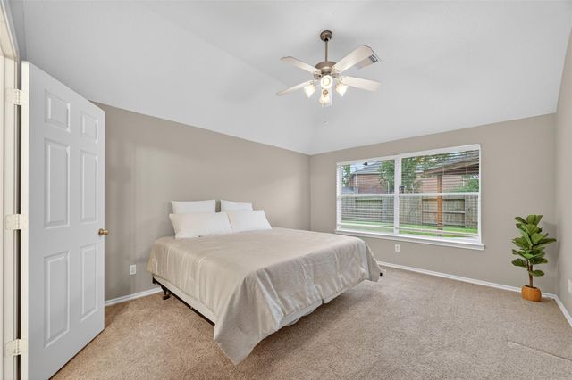 12842 Cooper Breaks Drive, Humble, TX 77346