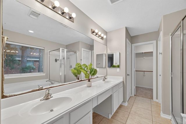 12842 Cooper Breaks Drive, Humble, TX 77346