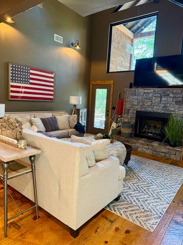 360 Kustrin Drive, Drasco, AR 72530