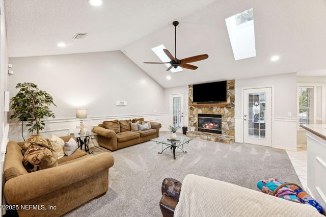 97535 PIRATES POINT Road, Yulee, FL 32097