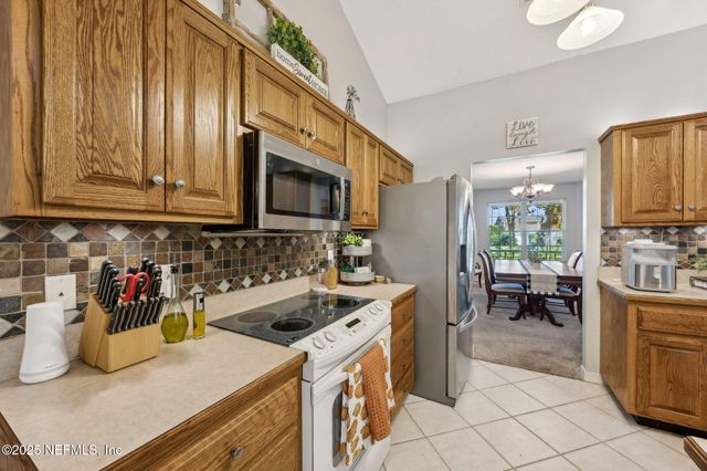 97535 PIRATES POINT Road, Yulee, FL 32097