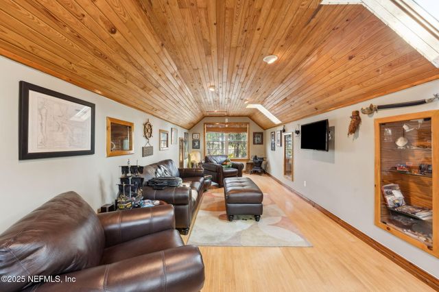 97535 PIRATES POINT Road, Yulee, FL 32097