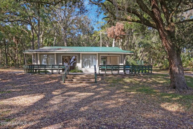 97535 PIRATES POINT Road, Yulee, FL 32097