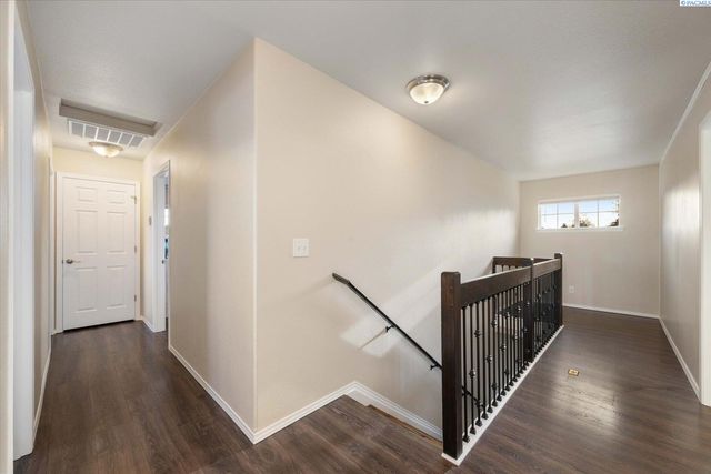 2510 W 35th Avenue, Kennewick, WA 99352