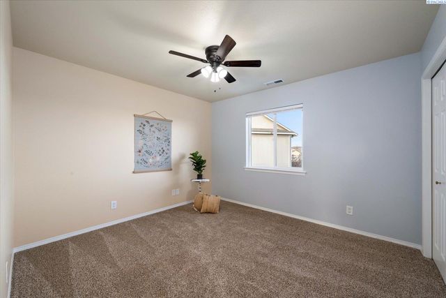 2510 W 35th Avenue, Kennewick, WA 99352