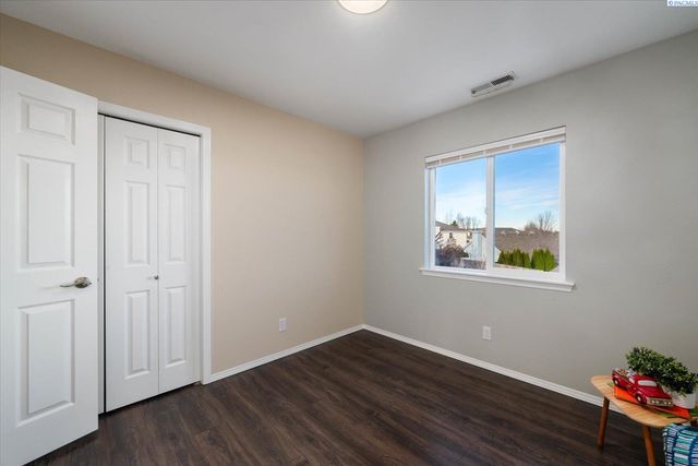 2510 W 35th Avenue, Kennewick, WA 99352