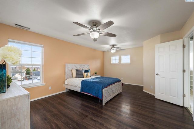 2510 W 35th Avenue, Kennewick, WA 99352