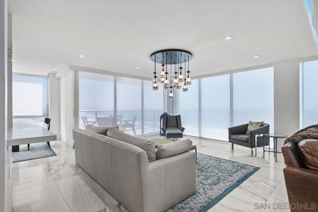 1830 Avenida Del Mundo 1210, Coronado, CA 92118