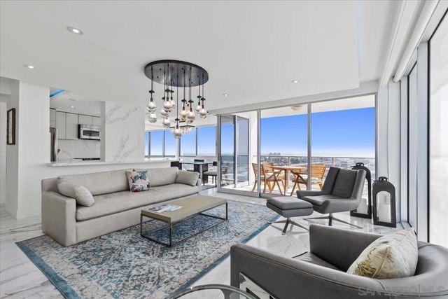 1830 Avenida Del Mundo 1210, Coronado, CA 92118