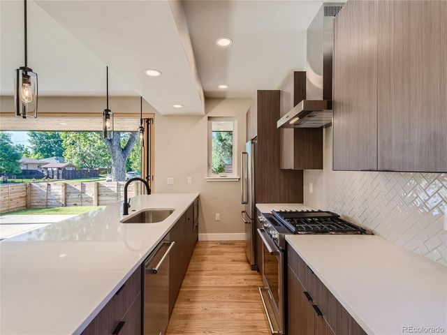 2605 W 40th Avenue, Denver, CO 80211