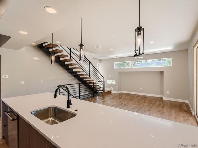 2605 W 40th Avenue, Denver, CO 80211