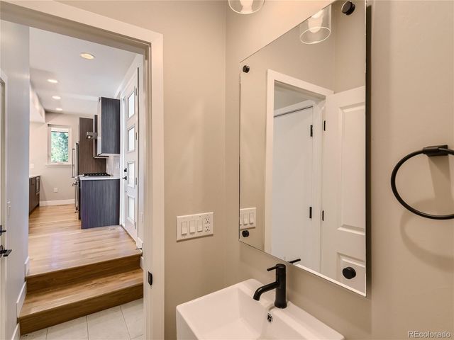2605 W 40th Avenue, Denver, CO 80211
