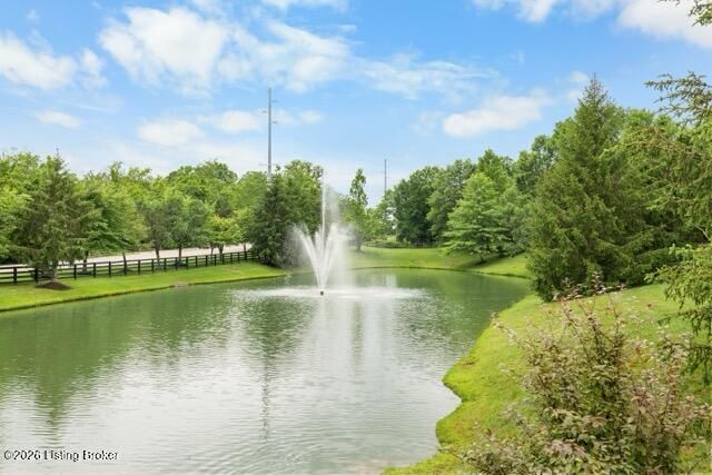19004 Long Grove Way, Louisville, KY 40245