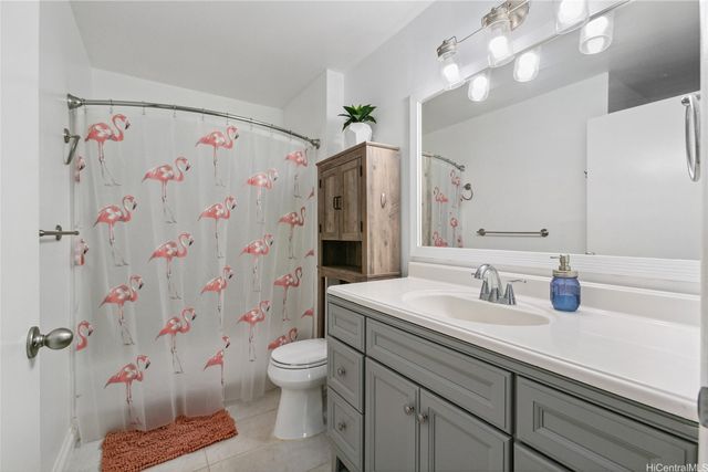 94-508 Kupuohi Street 8104, Waipahu, HI 96797