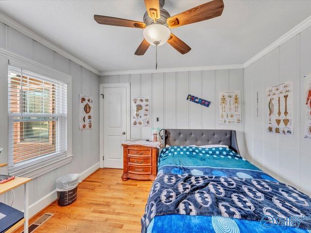 1812 E Willow Street, Scottsboro, AL 35768