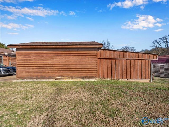 1812 E Willow Street, Scottsboro, AL 35768