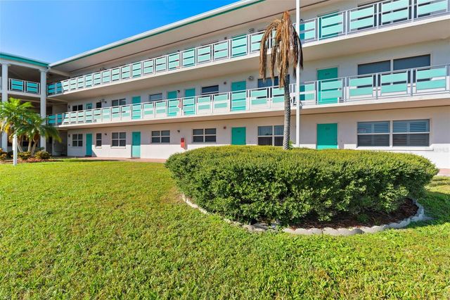 1950 59TH AVENUE N 114, St Petersburg, FL 33714
