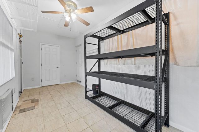 1950 59TH AVENUE N 114, St Petersburg, FL 33714