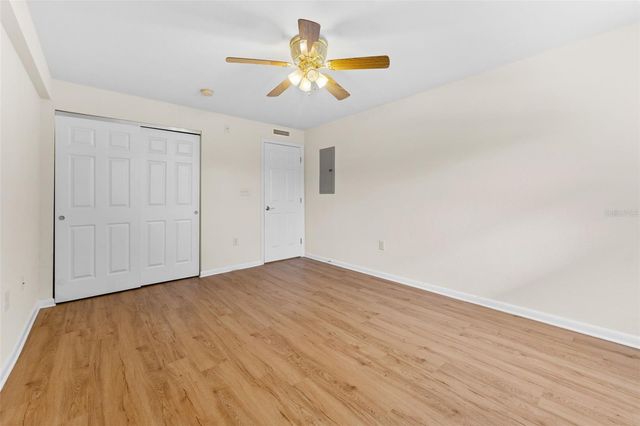1950 59TH AVENUE N 114, St Petersburg, FL 33714
