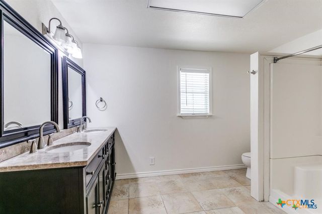 1488 Canyon Edge, Canyon Lake, TX 78133