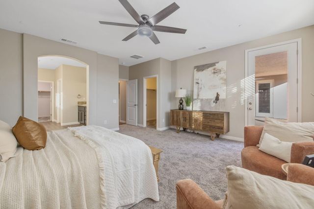 6737 W Wren Avenue, Visalia, CA 93291