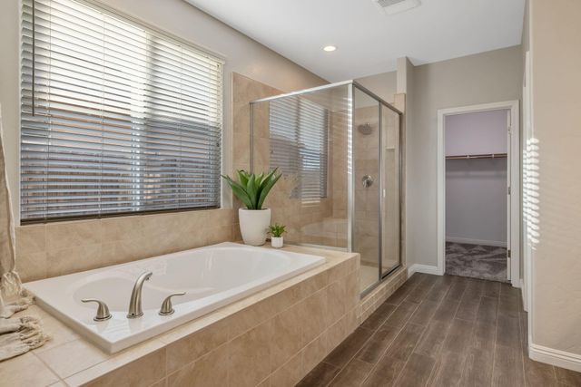 6737 W Wren Avenue, Visalia, CA 93291