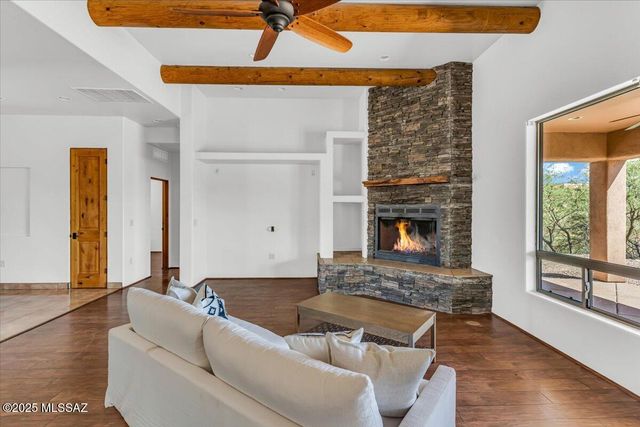 17835 S Copper Cut Place, Vail, AZ 85641