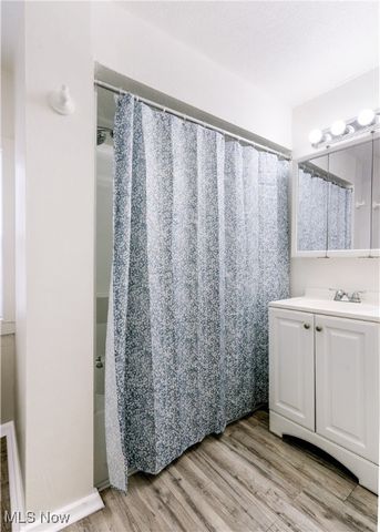 1314 Pennsylvania Avenue, Mcdonald, OH 44437