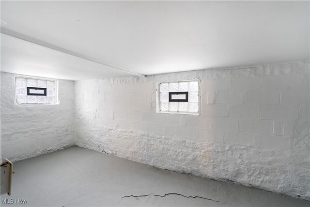 1314 Pennsylvania Avenue, Mcdonald, OH 44437