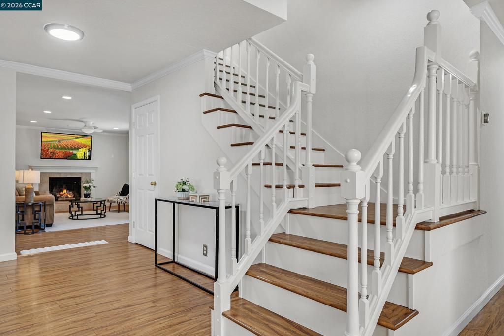 Image 24 of property listing at 2415 Crestline Rd, Pleasanton, CA 94566