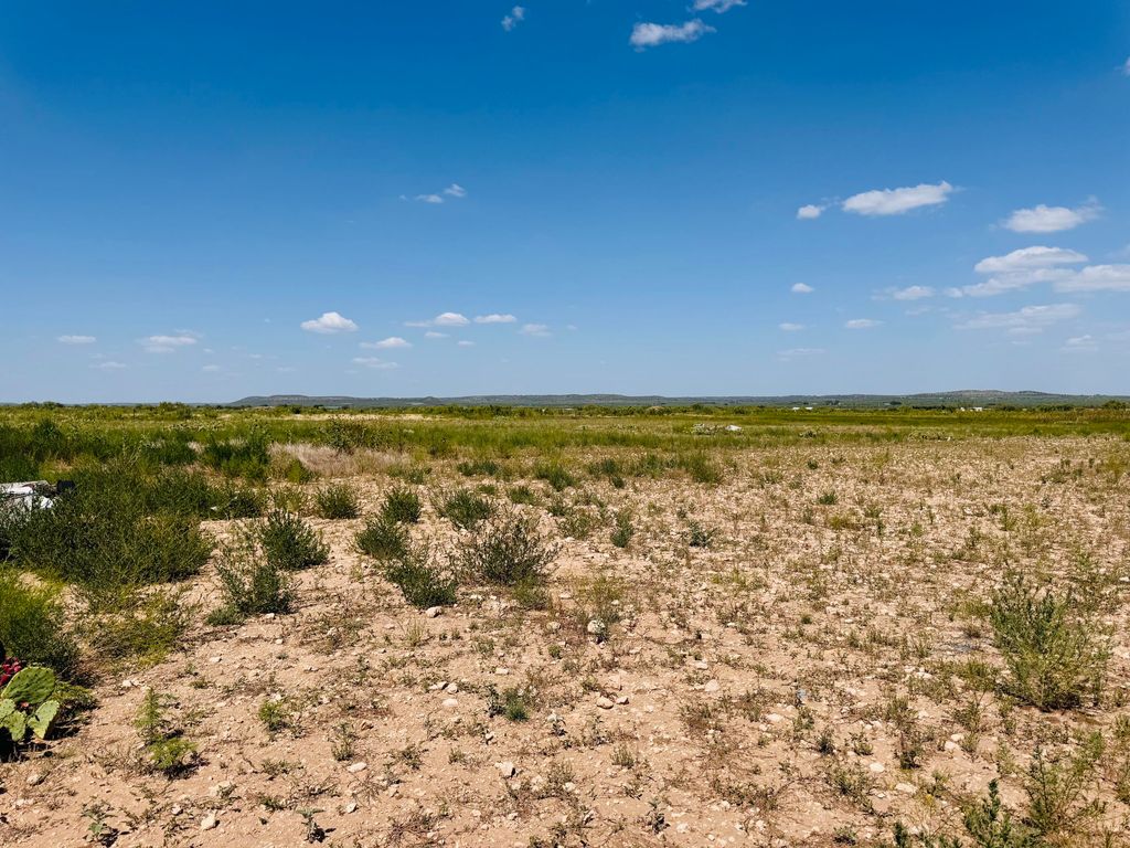Image 3 of property listing at 12680 Glass Road, San Angelo, TX 76901