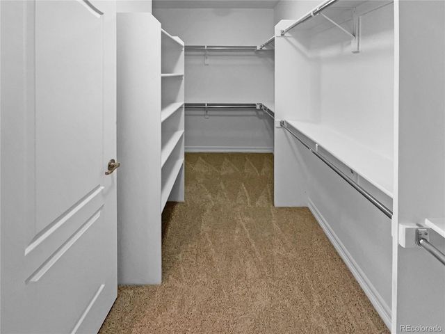 7628 S Country Club Parkway, Aurora, CO 80016