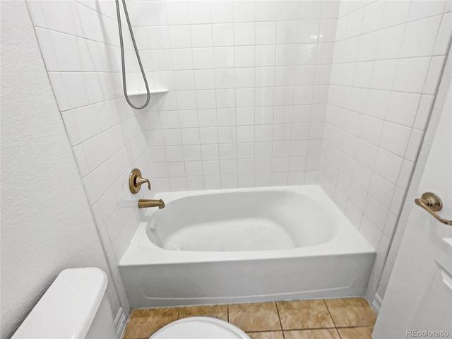 7628 S Country Club Parkway, Aurora, CO 80016