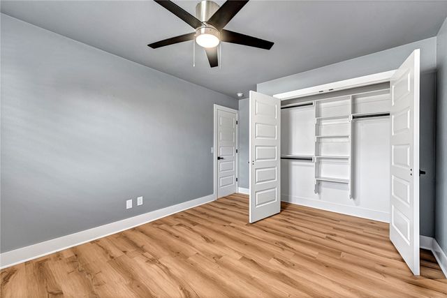 1605 SE S Street, Bentonville, AR 72712