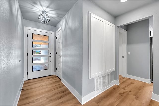 1605 SE S Street, Bentonville, AR 72712