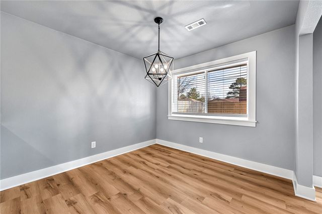 1605 SE S Street, Bentonville, AR 72712