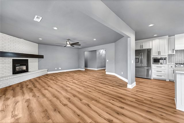 1605 SE S Street, Bentonville, AR 72712
