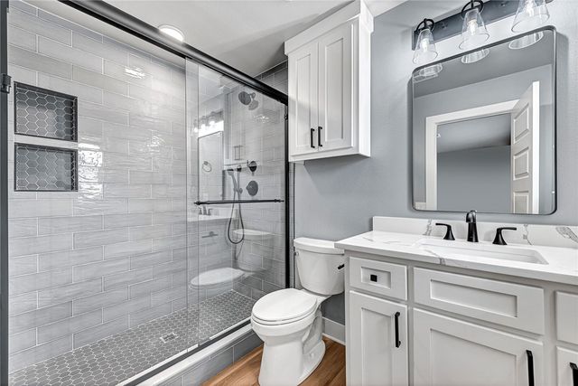 1605 SE S Street, Bentonville, AR 72712
