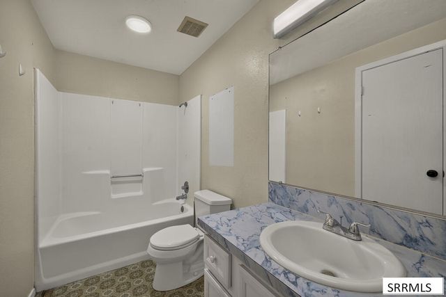 1378 Saratoga Street, Pocatello, ID 83201