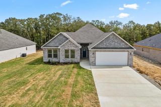 524 Madeleine Circle, Austin, AR 72007