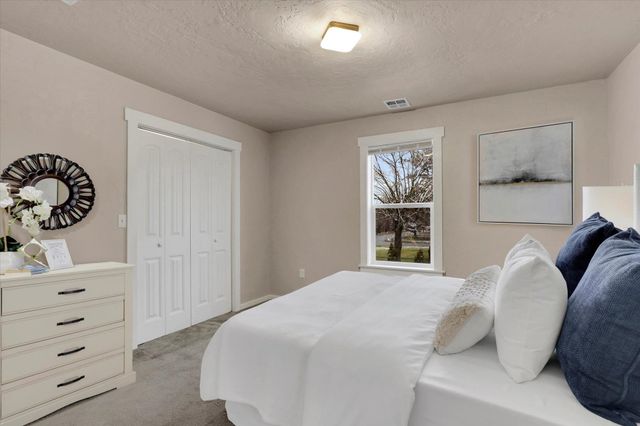 524 N Long Rd, Spokane Valley, WA 99016