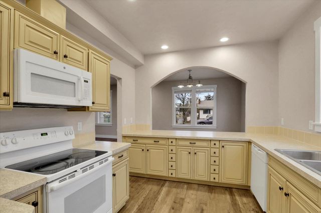 524 N Long Rd, Spokane Valley, WA 99016