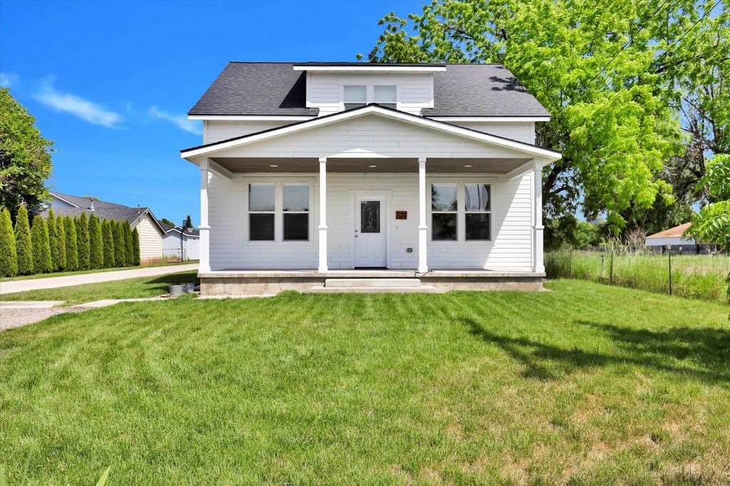 524 N Long Rd, Spokane Valley, WA 99016