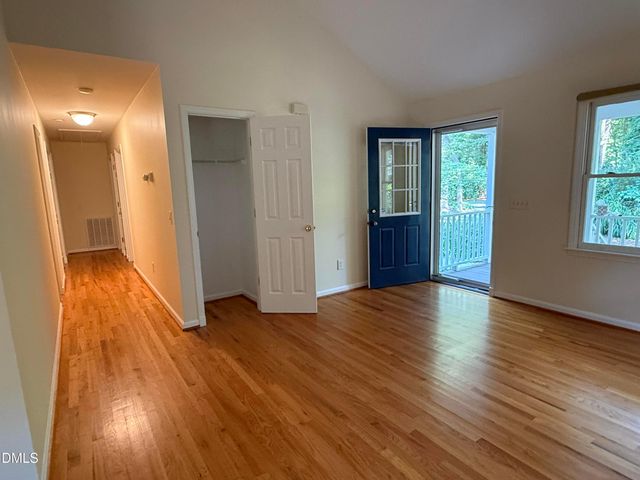 137 B Windsor Circle, Chapel Hill, NC 27516