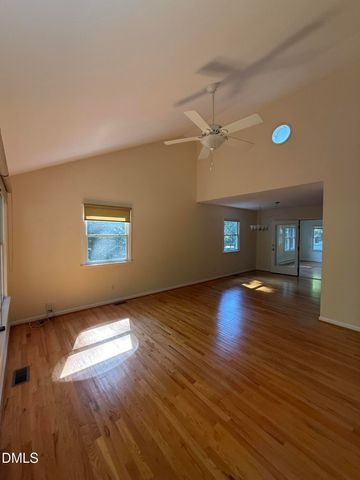 137 B Windsor Circle, Chapel Hill, NC 27516