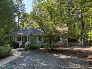 137 B Windsor Circle, Chapel Hill, NC 27516